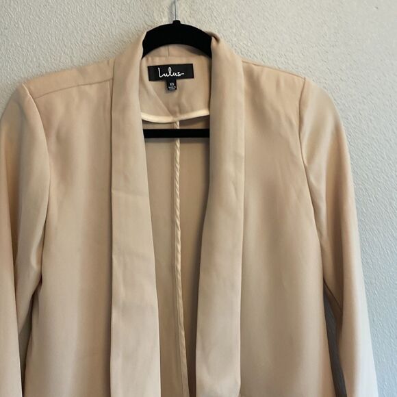 NWT- Lulus cream open draped-Lightweight Miss Punctuality  blazer- Size XS - Picture 6 of 15